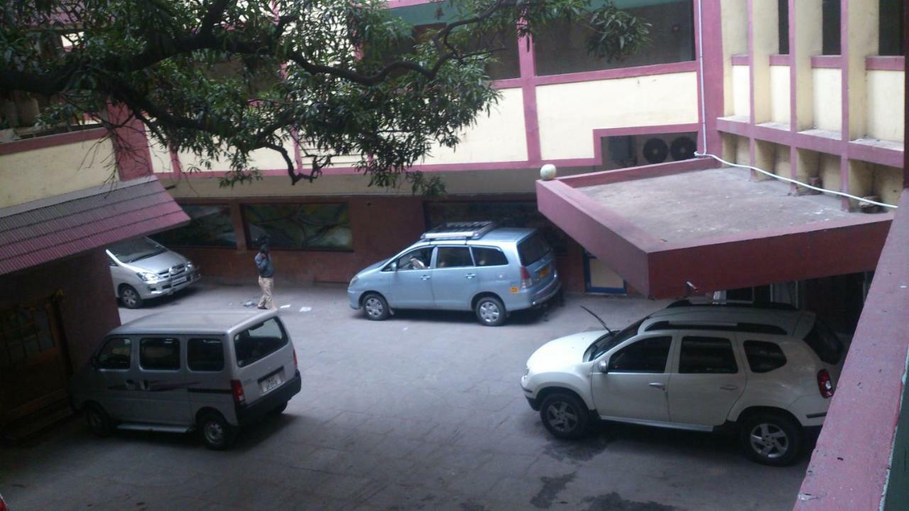 Sarmani Hotels Pvt. Ltd Chennai Extérieur photo